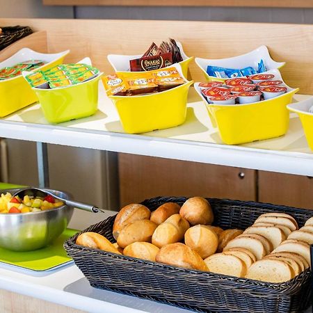 Ibis Budget Marseille Est Porte D'Aubagne Eksteriør billede