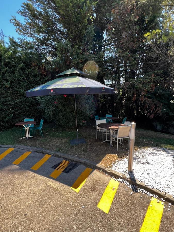 Ibis Budget Marseille Est Porte D'Aubagne Eksteriør billede